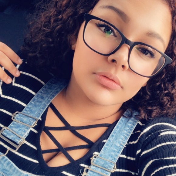 Meet your Posher, Jorden - Picture 1 of 1